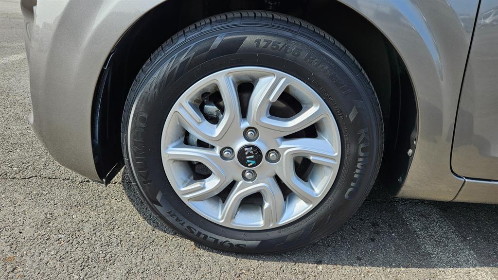 KIA Morning - Vista 5