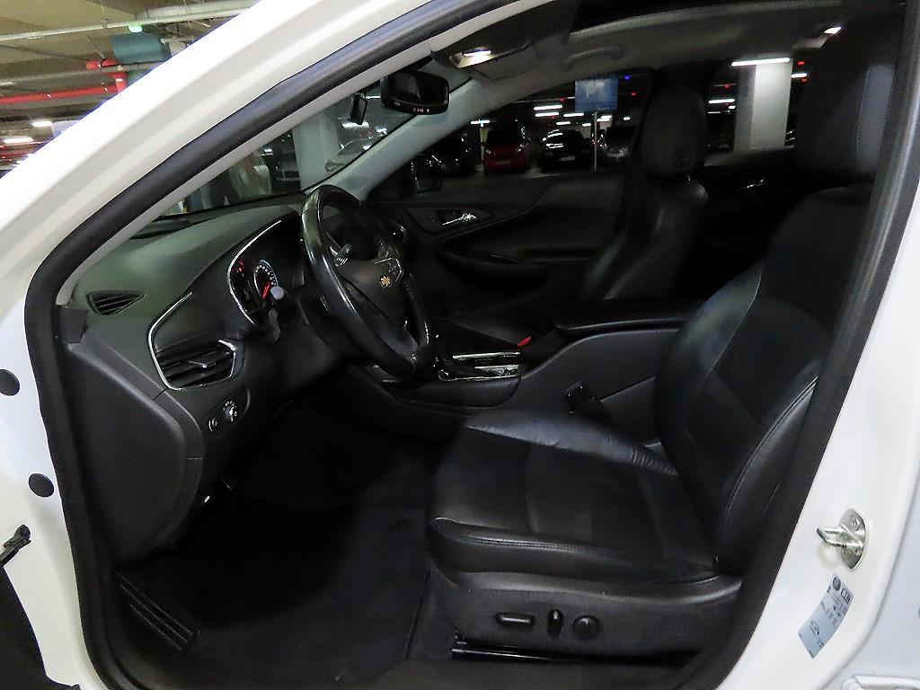 Chevrolet Malibu - Vista 6