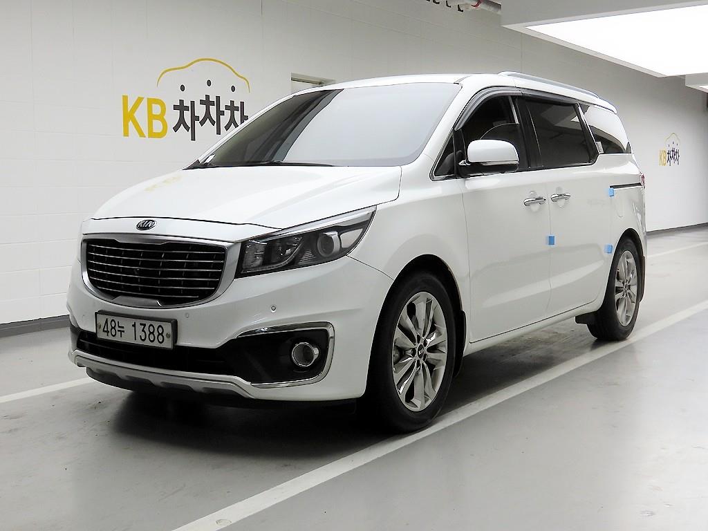 KIA Carnival - Vista 2
