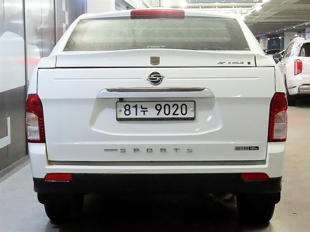 Ssangyong Korando - Vista 5