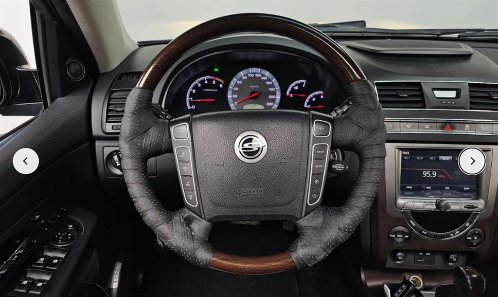 Ssangyong Rexton - Vista 12