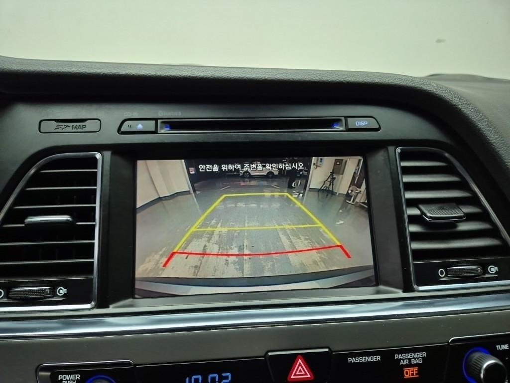 HYUNDAI Sonata - Vista 12