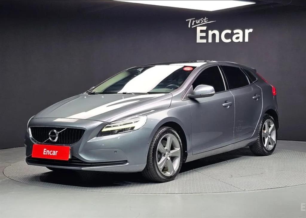 Volvo V40 2018 Gris - Importación desde Corea - HF Imports Iquique - Foto 1