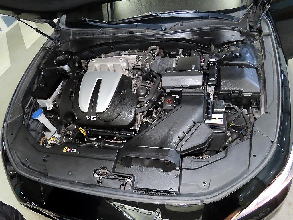 HYUNDAI Grandeur 2018 Negro - Importación desde Corea - HF Imports Iquique - Foto 18