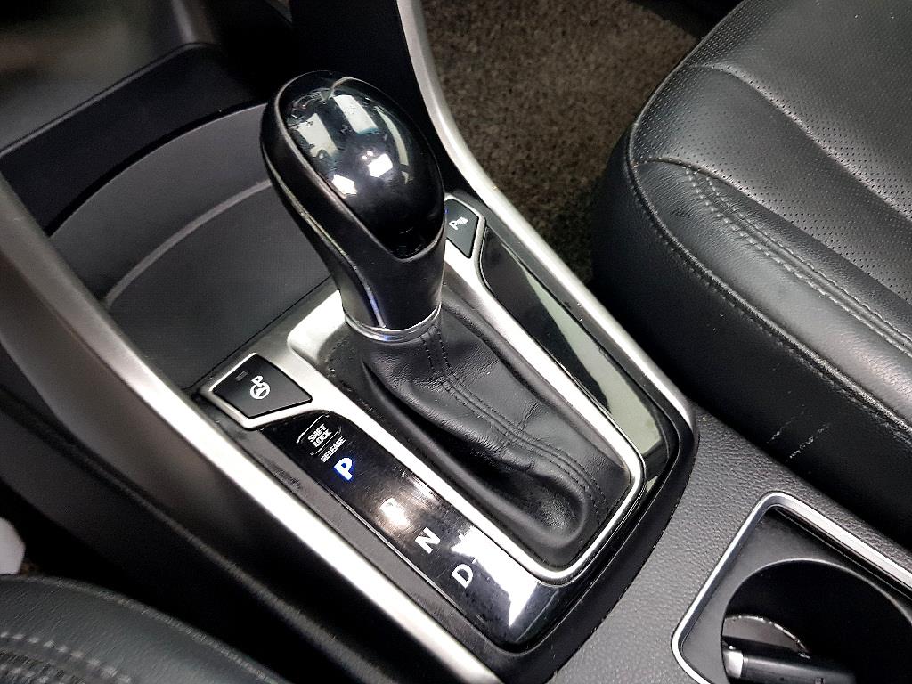 HYUNDAI i30 2012 Blanco - Importación desde Corea - HF Imports Iquique - Foto 14