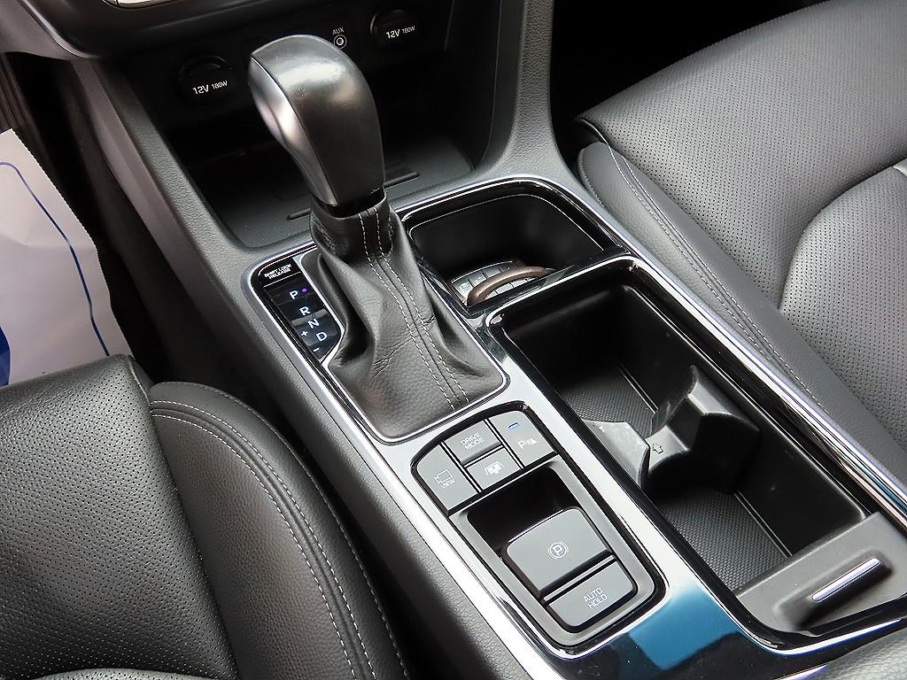 HYUNDAI Sonata - Vista 10