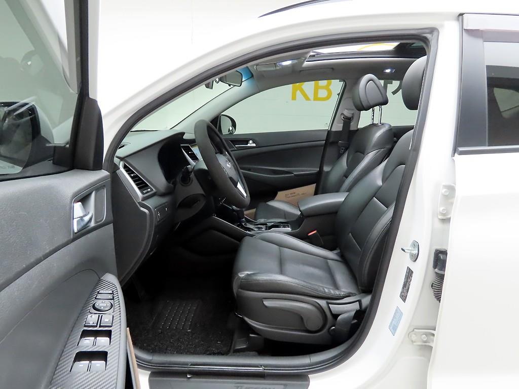 HYUNDAI Tucson - Vista 11