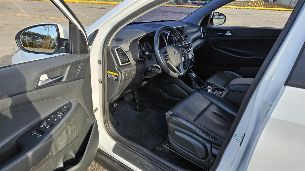 HYUNDAI Tucson - Vista 10