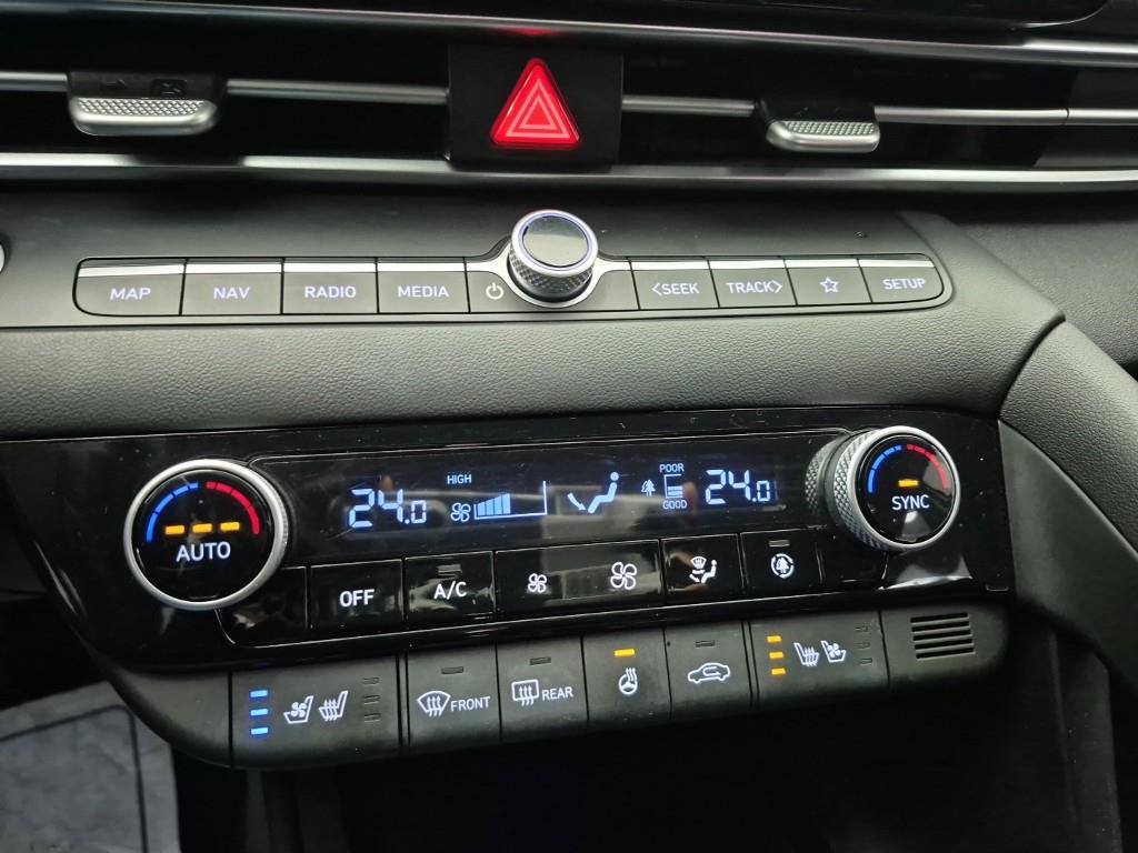 HYUNDAI Avante - Vista 10