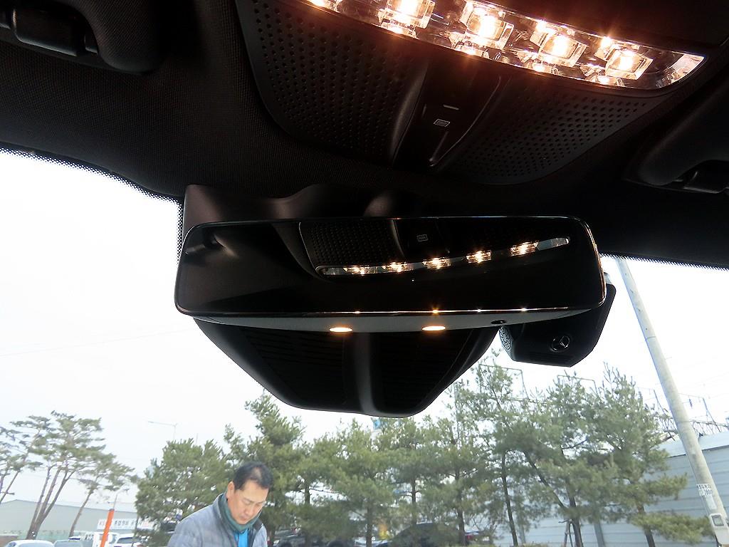 Mercedes Benz GLC Class 2021 Blanco - Importación desde Corea - HF Imports Iquique - Foto 15