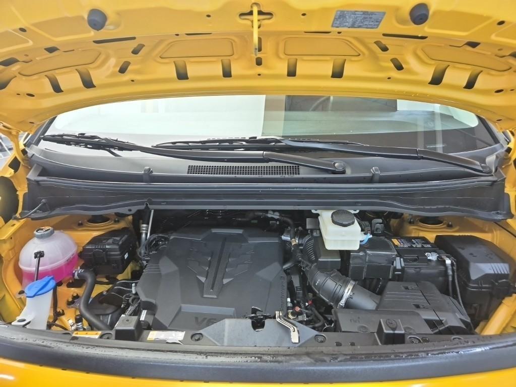 HYUNDAI Staria 2025 Amarillo - Importación desde Corea - HF Imports Iquique - Foto 19