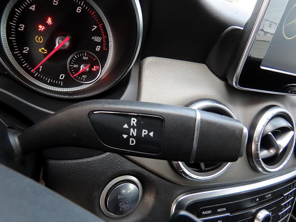 Mercedes Benz CLA Class - Vista 10