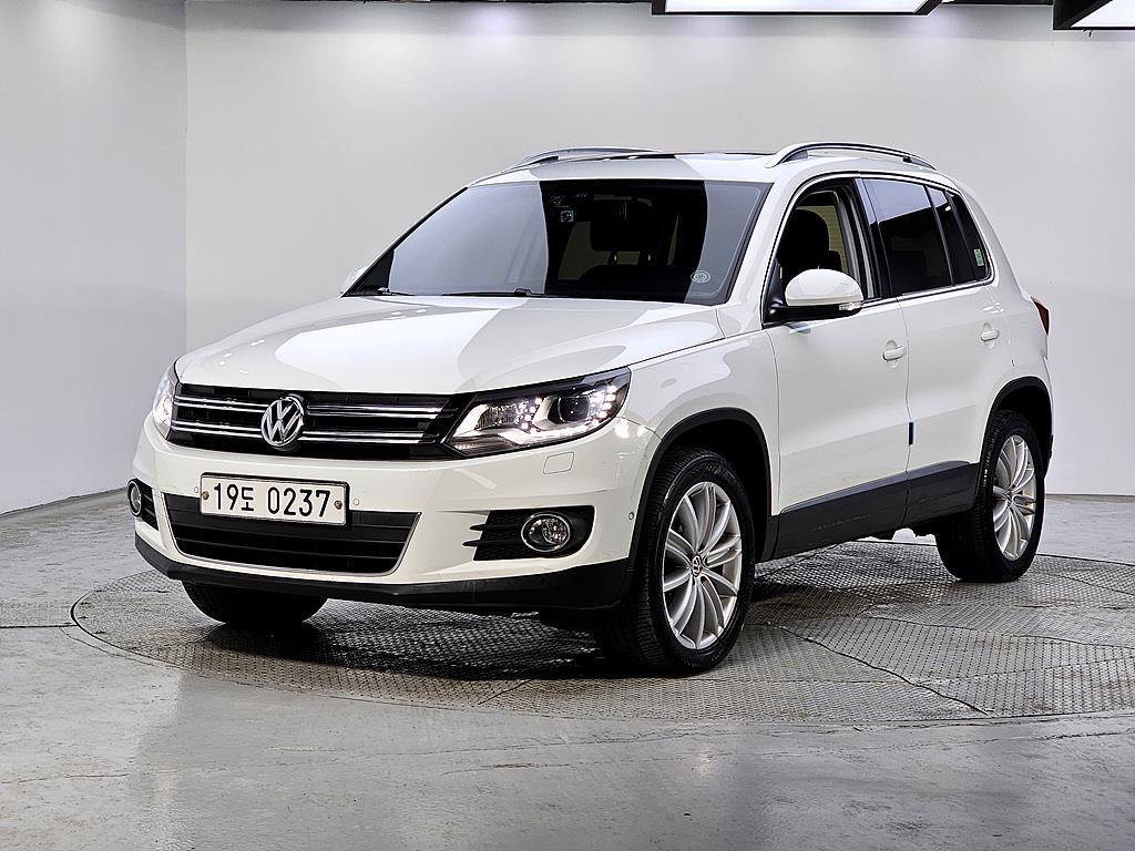 Volkswagen Tiguan 2016 Blanco - Importación desde Corea - HF Imports Iquique - Foto 1