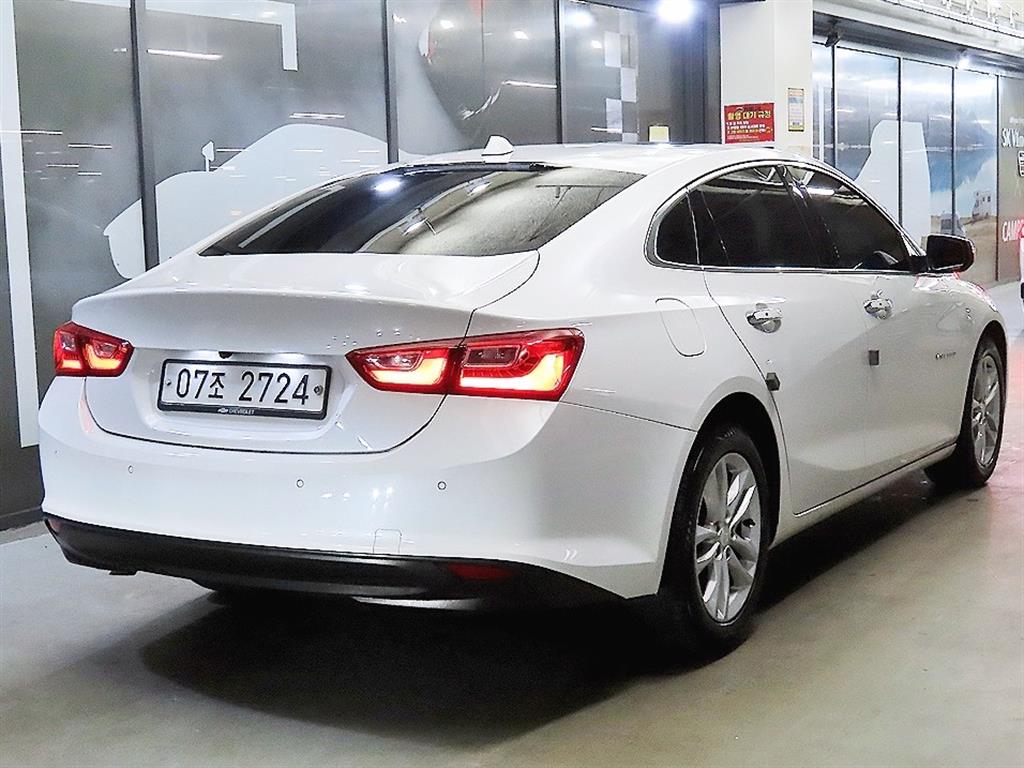 Chevrolet Malibu - Vista 4