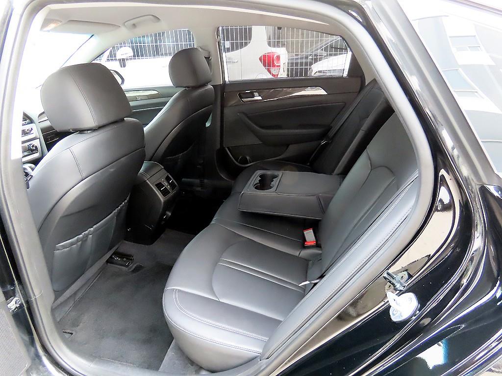 HYUNDAI Sonata - Vista 6