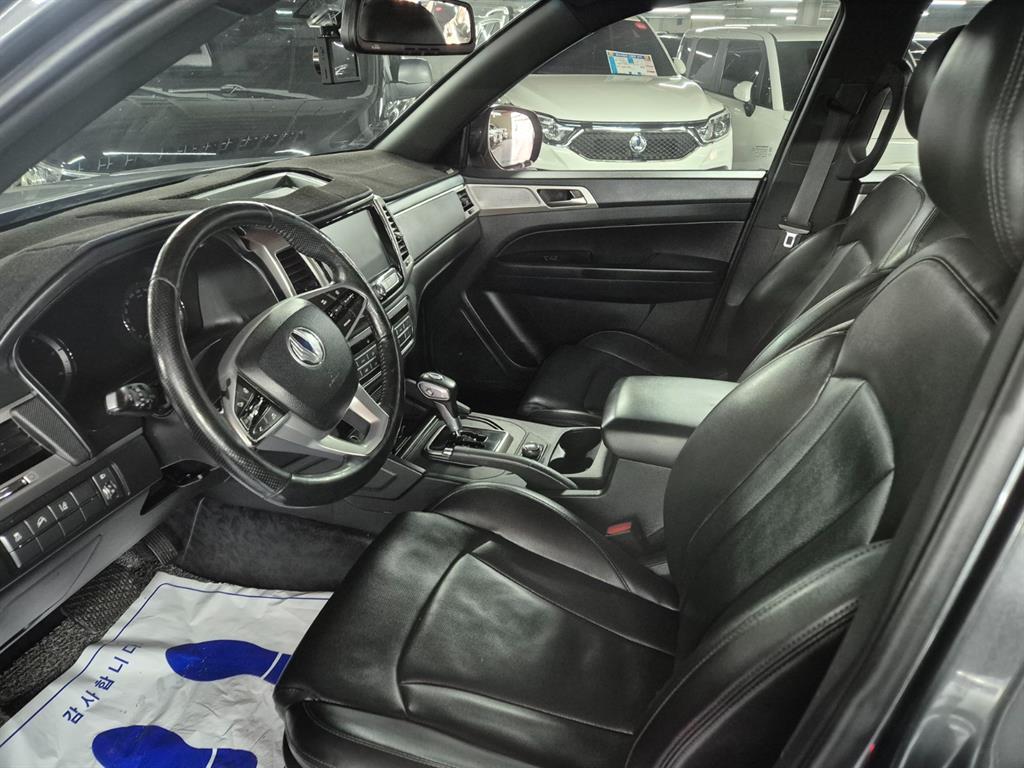 Ssangyong Rexton - Vista 5