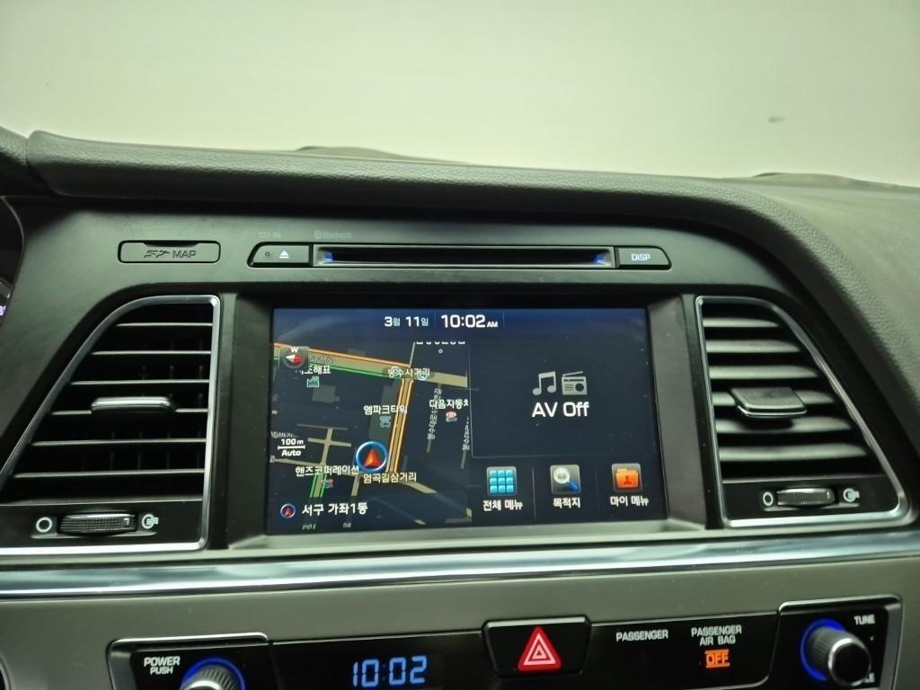 HYUNDAI Sonata - Vista 11