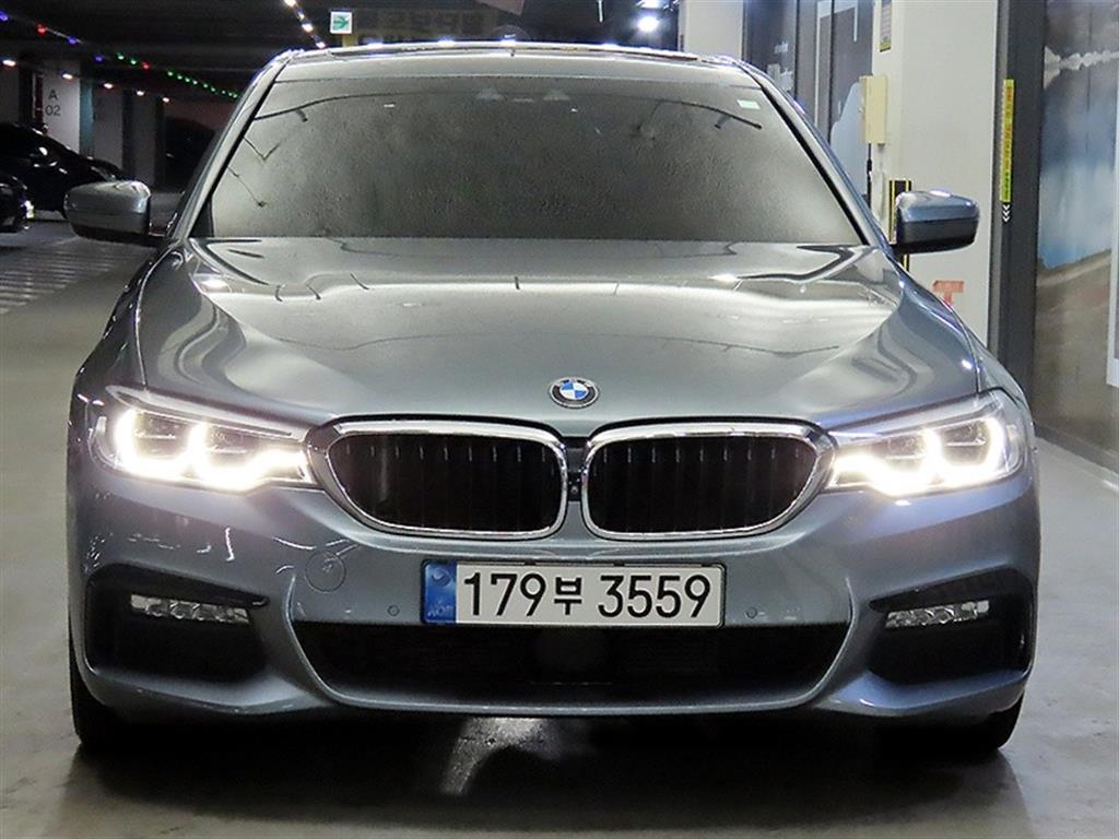 BMW 5 Series - Vista 2
