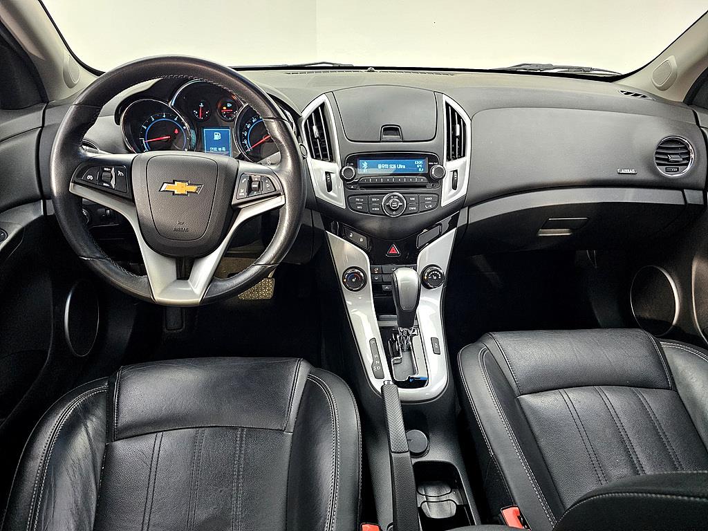 Chevrolet Cruise - Vista 5