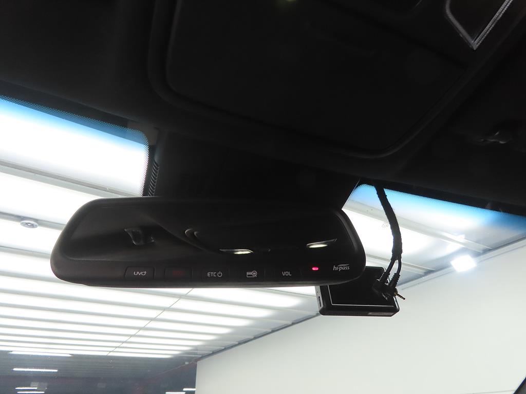 KIA Stinger - Vista 12