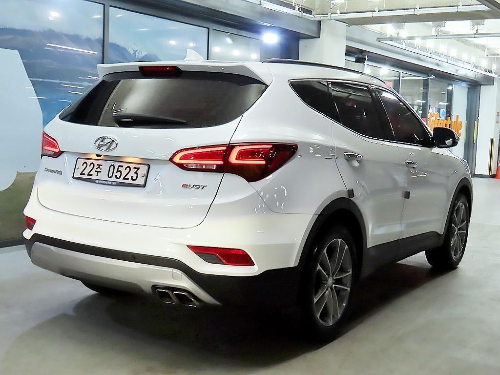HYUNDAI Santa Fe - Vista 4