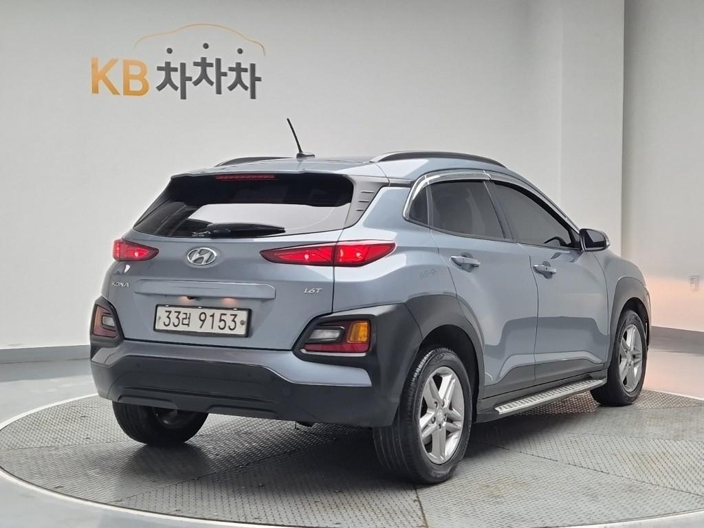 HYUNDAI Kona - Vista 3
