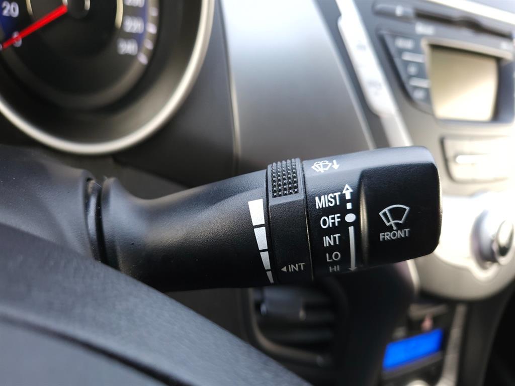 HYUNDAI Avante 2012 Gris - Importación desde Corea - HF Imports Iquique - Foto 18