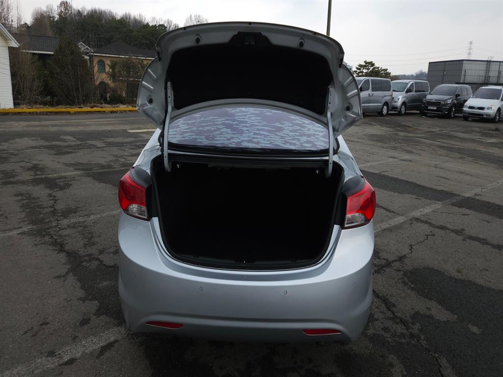 HYUNDAI Avante 2012 Gris - Importación desde Corea - HF Imports Iquique - Foto 20