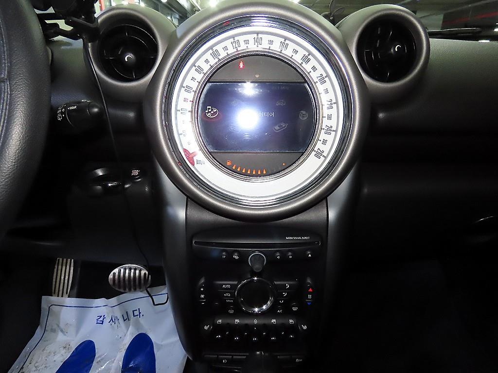 Mini Countryman - Vista 11