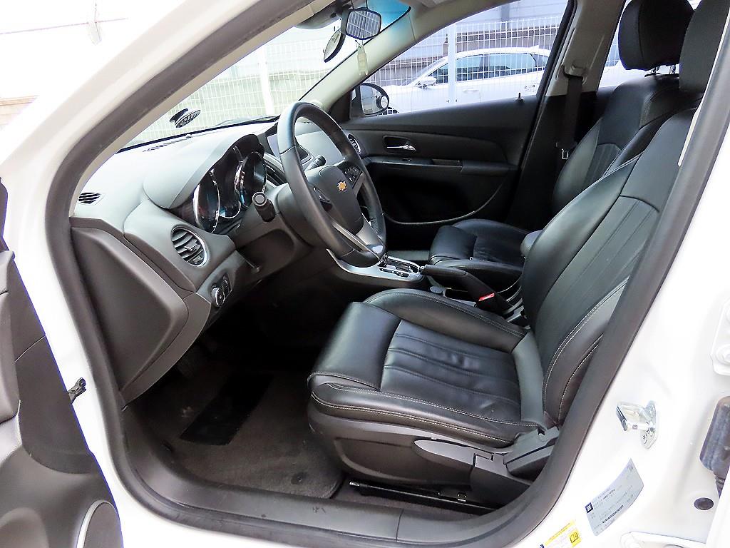 Chevrolet Cruise - Vista 5