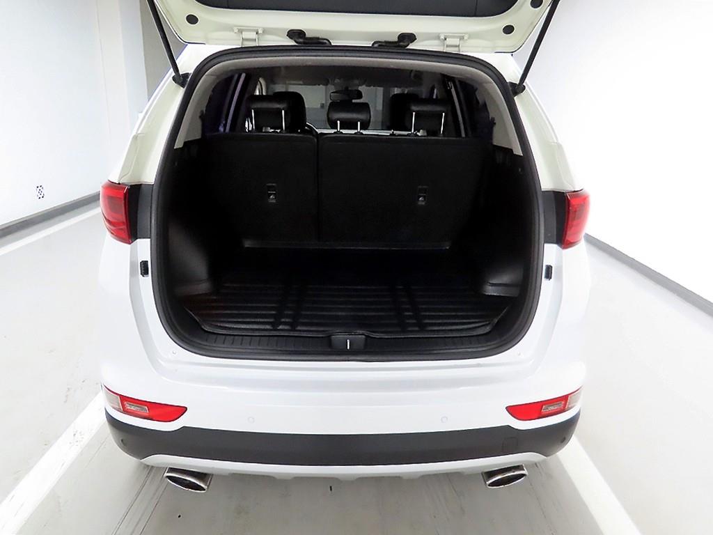 KIA Sportage - Vista 5