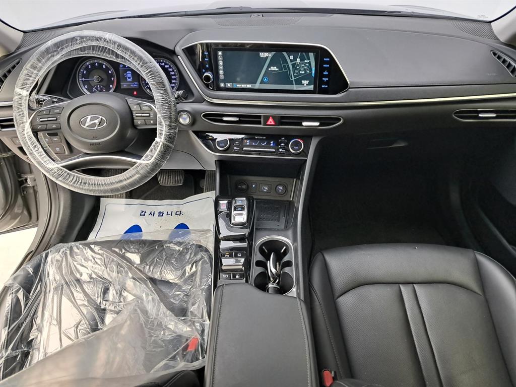 HYUNDAI Sonata - Vista 11