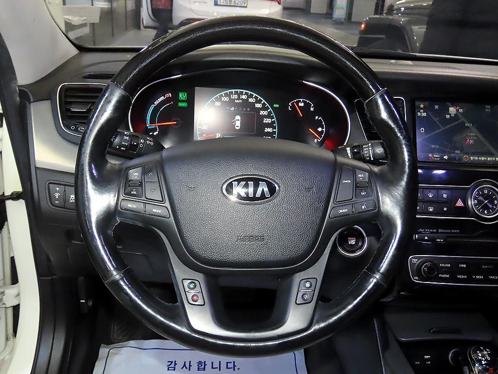 KIA K7 - Vista 8