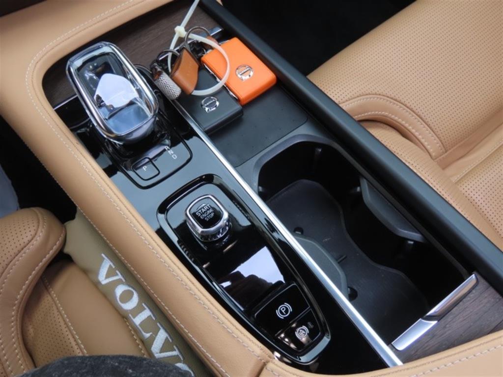 Volvo S90 - Vista 11