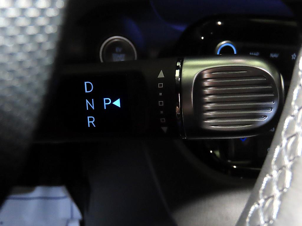 HYUNDAI Casper - Vista 12