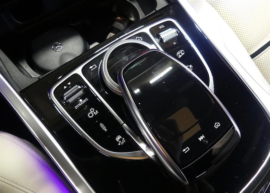 Mercedes Benz G Class (G Wagen) 2024 Negro - Importación desde Corea - HF Imports Iquique - Foto 16