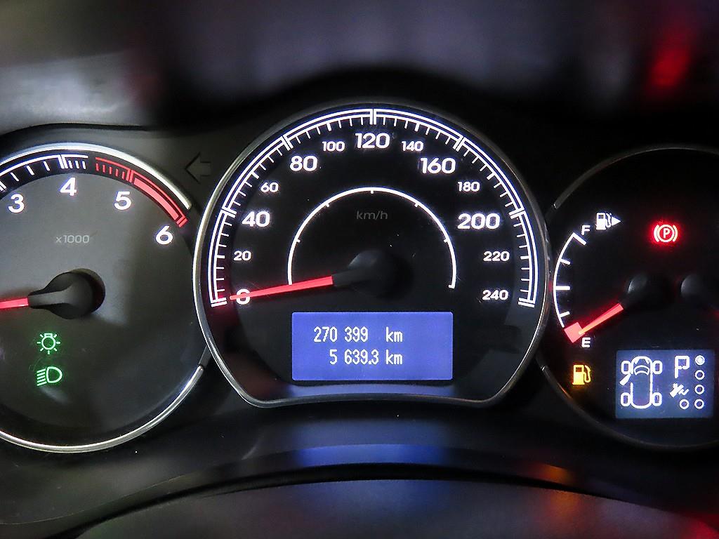 SAMSUNG QM5 - Vista 9