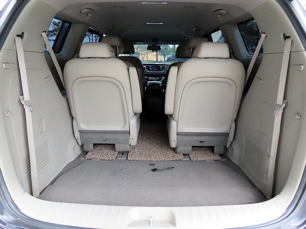 KIA Carnival 2018 Gris - Importación desde Corea - HF Imports Iquique - Foto 17