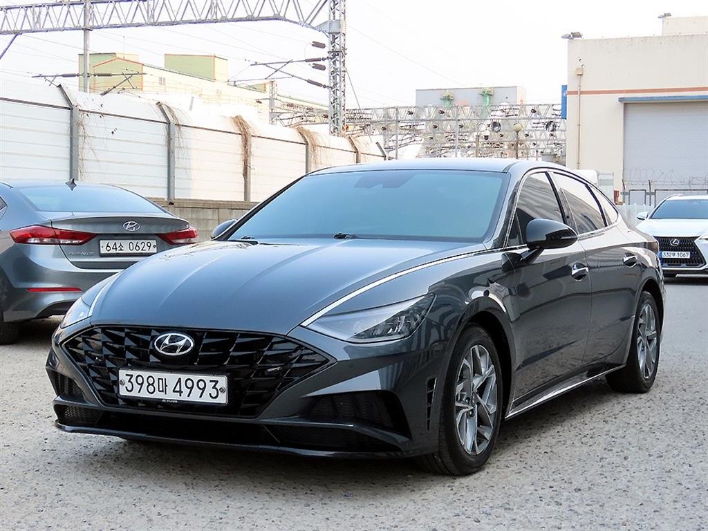 HYUNDAI Sonata - Vista 2