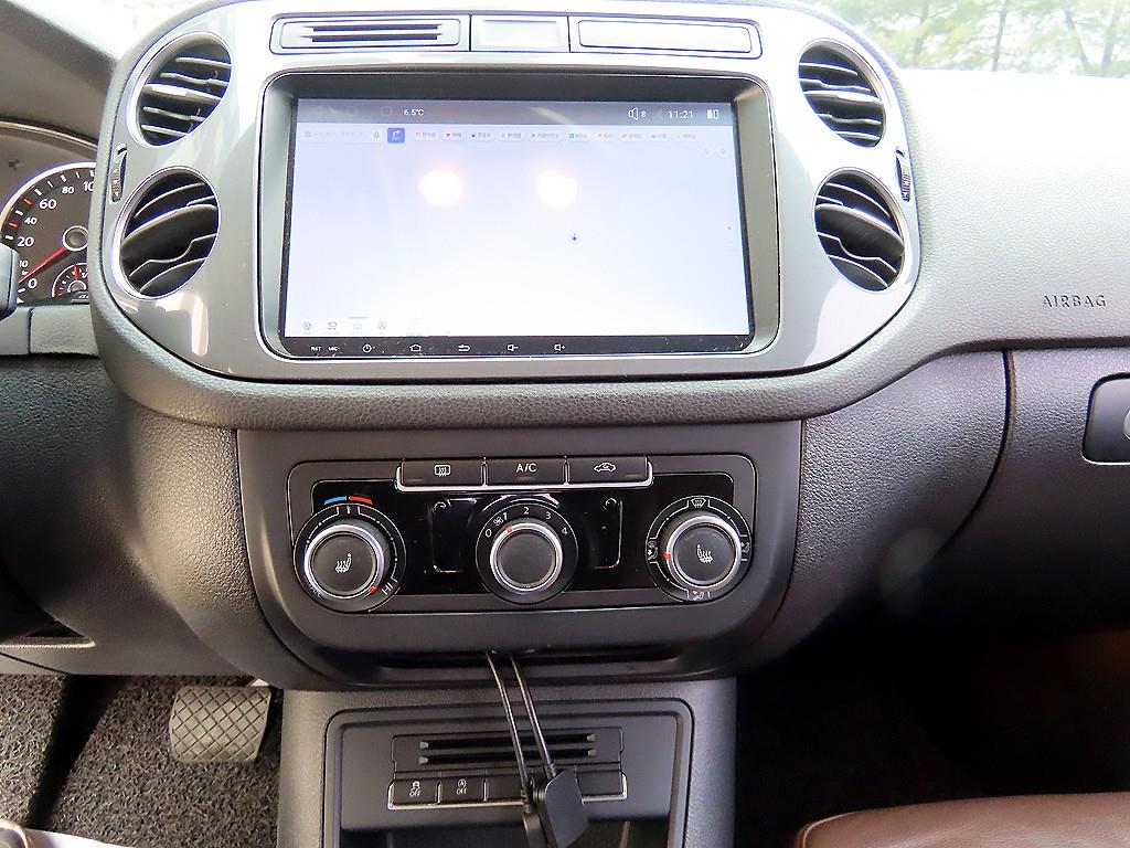 Volkswagen Tiguan - Vista 11