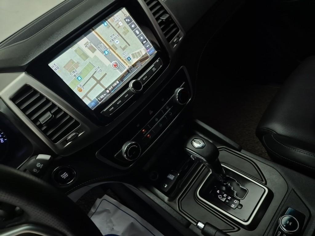 Ssangyong Rexton - Vista 10