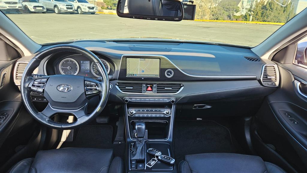 HYUNDAI Grandeur - Vista 7