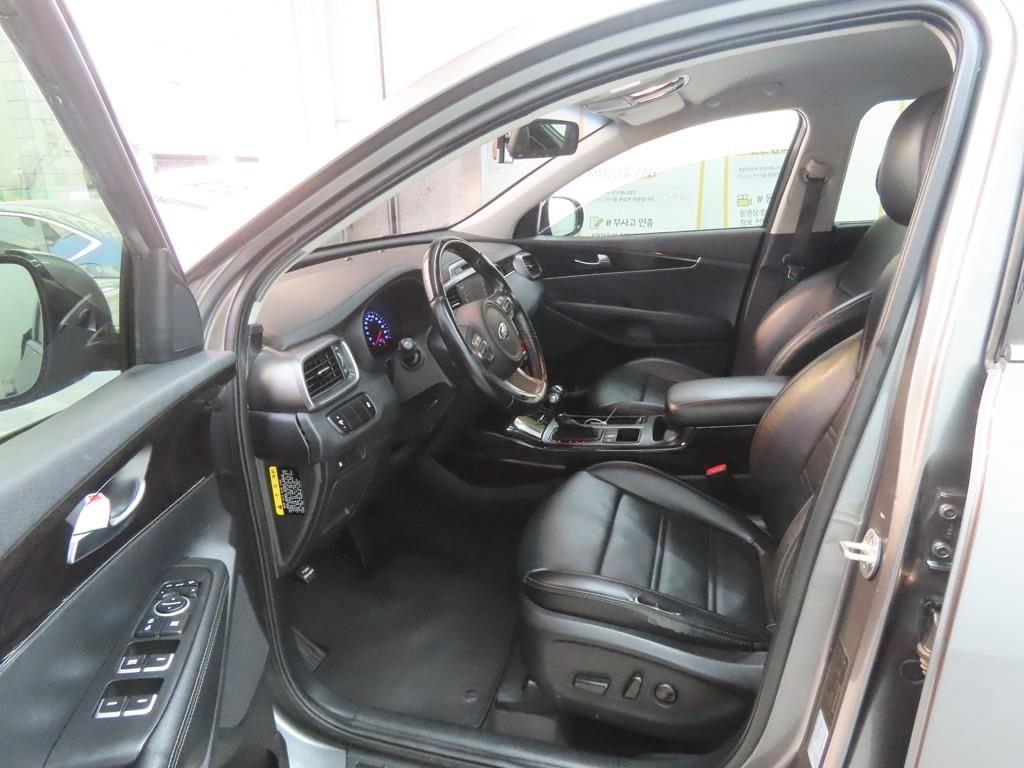 KIA Sorento - Vista 5