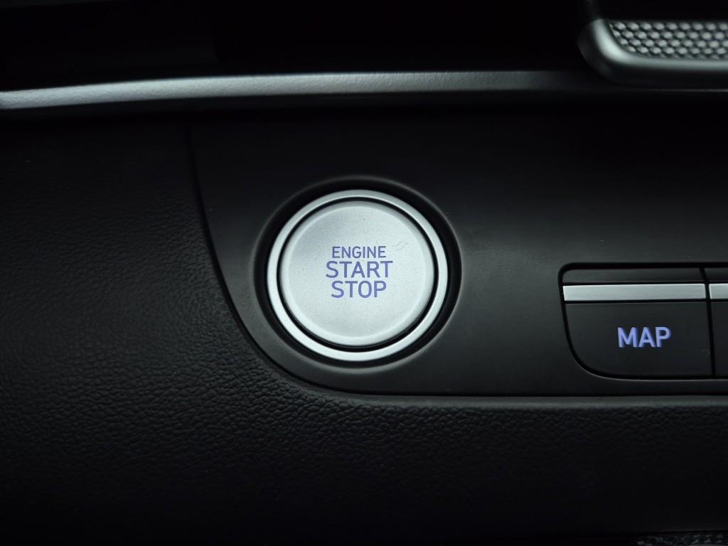 HYUNDAI Avante 2023 Blanco - Importación desde Corea - HF Imports Iquique - Foto 16