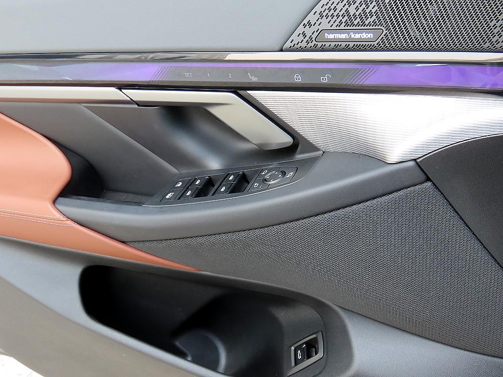 BMW 5 Series - Vista 12