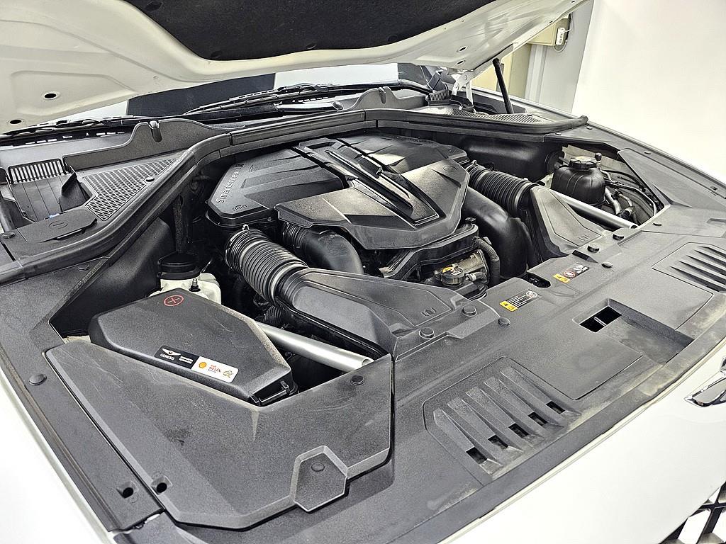 Genesis GV80 - Vista 6