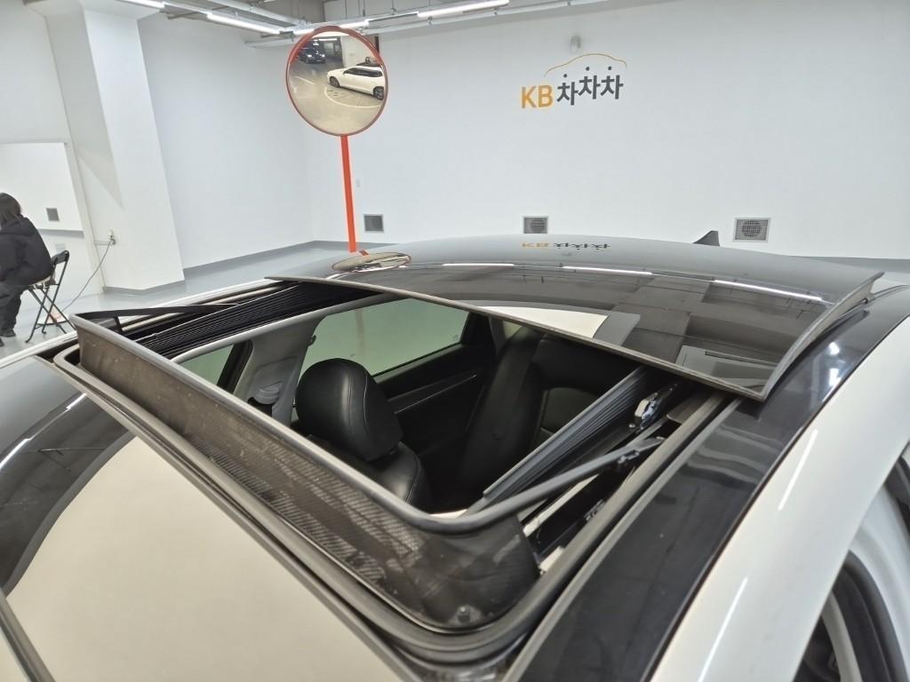 HYUNDAI Grandeur - Vista 7