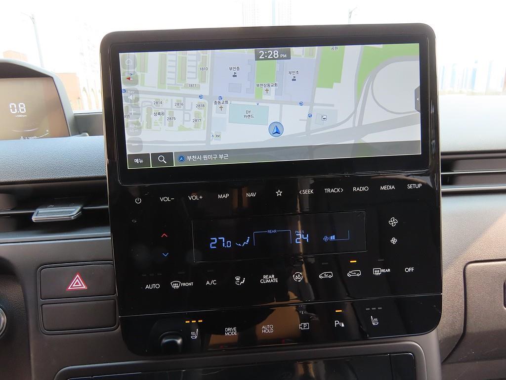 HYUNDAI Staria - Vista 11