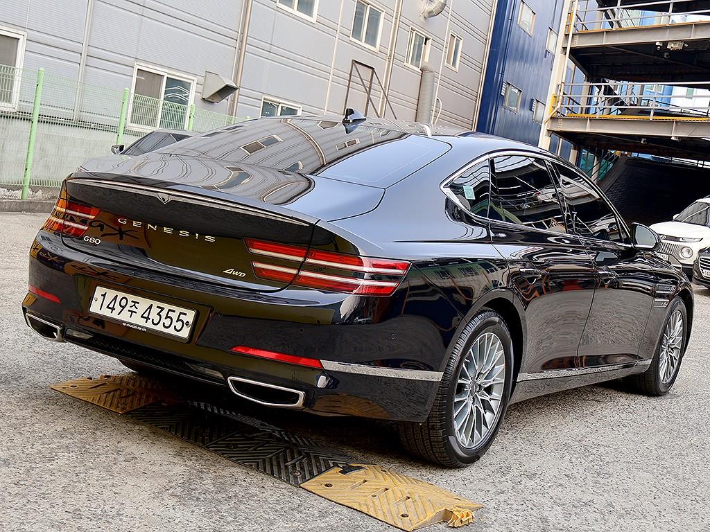 Genesis G80 - Vista 7