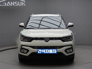 Ssangyong Tivoli - Vista 2
